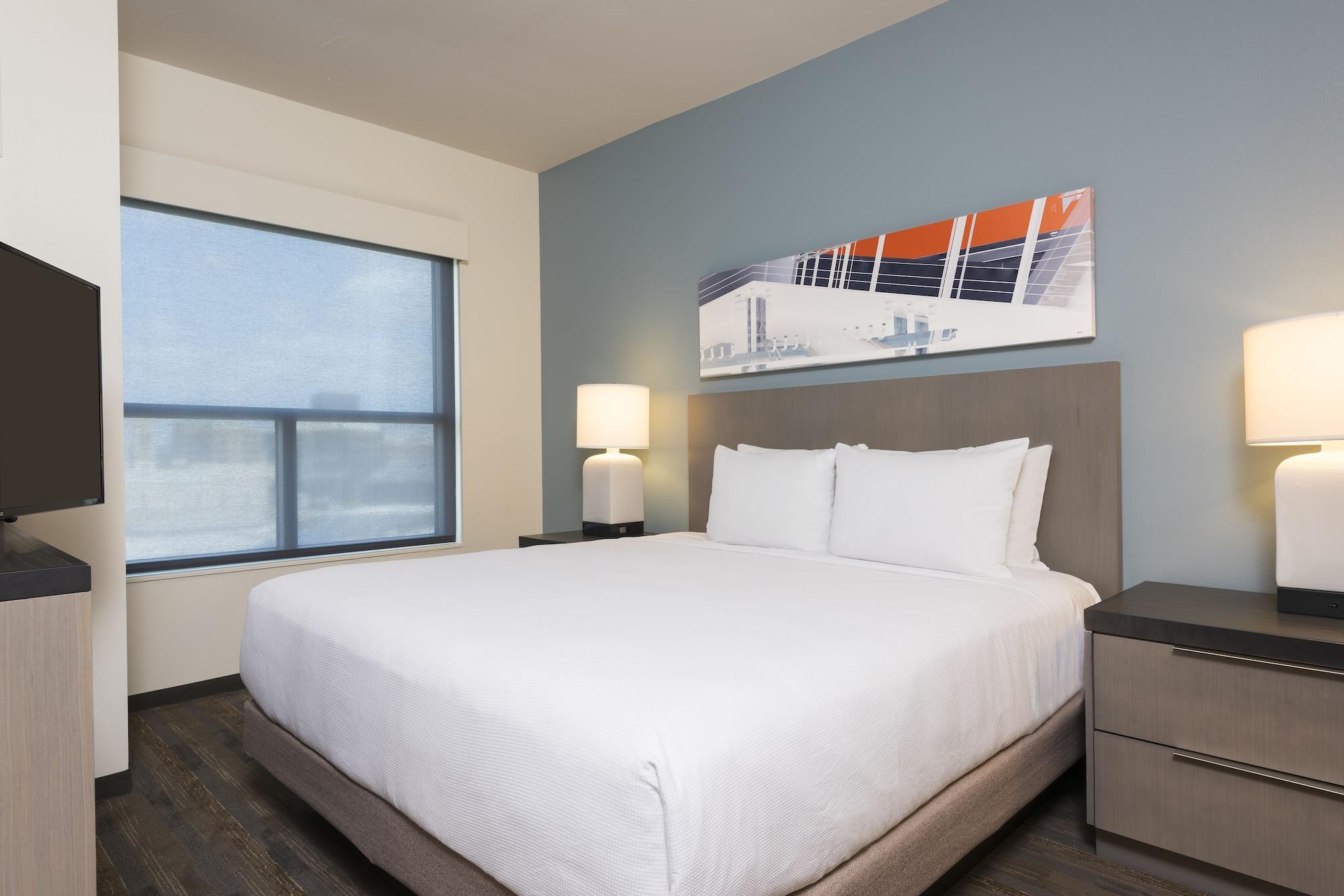 Hyatt House Austin/Downtown Hotel Exterior photo